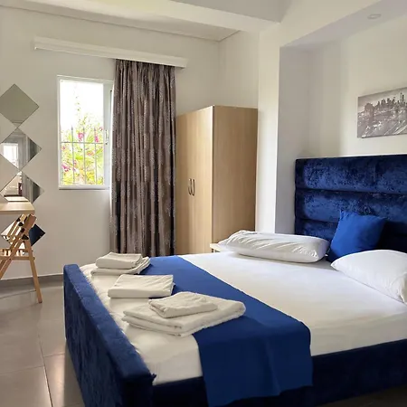 Santa Paola Apartments Sarande Exterior photo