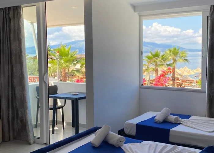 Santa Paola Apartments