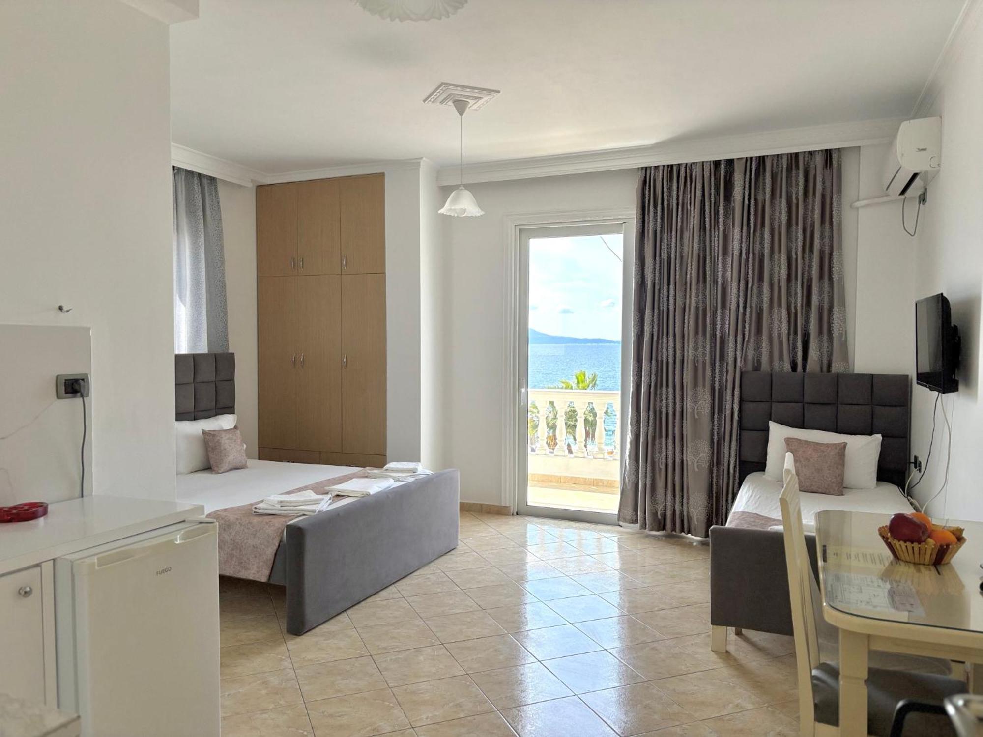 Santa Paola Apartment *